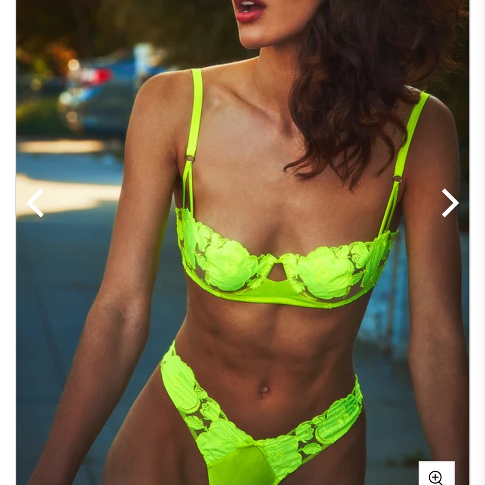 NWT neon lingerie set fleur du mail